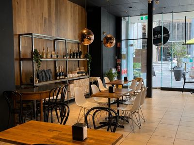 hospitality-opportunity-sparkling-bistro-cafe-restaurant-in-melbourne-cbd-1