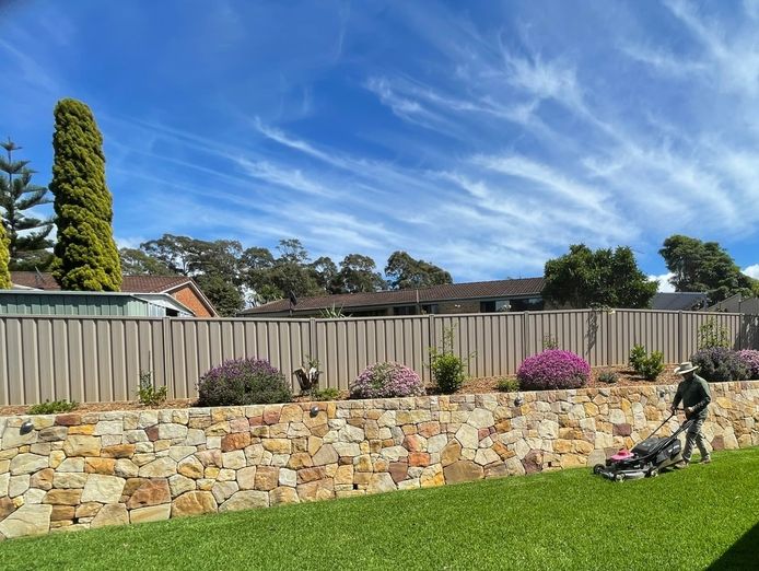 lawn-mowing-and-gardening-business-2