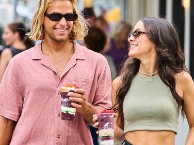 oakberry-miranda-tap-into-the-booming-health-food-market-8