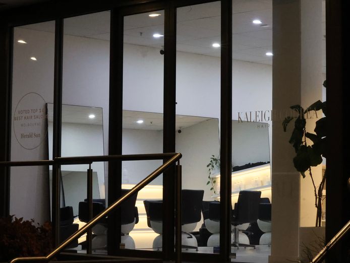salon-fit-out-lease-takeover-croydon-3136-0