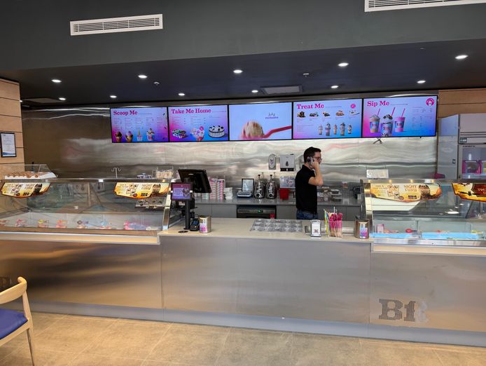 baskin-robbins-logan-central-plaza-7