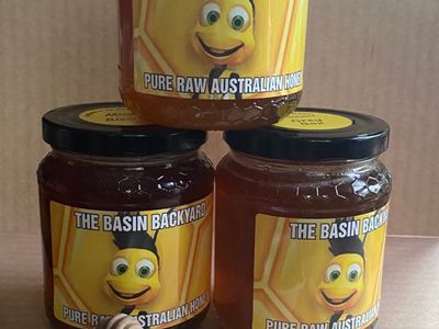 honey-beekeeping-suplies-business-3