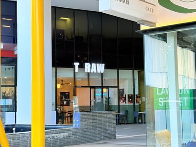 business-for-sale-prime-southport-location-788-apartments-huge-shop-low-rent-5