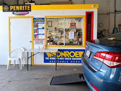 automotive-mechanical-workshop-established-22-years-owner-retiring-2