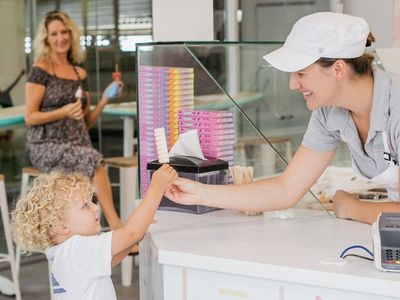 happy-pops-dessert-bar-turnkey-200k-franchise-investment-7