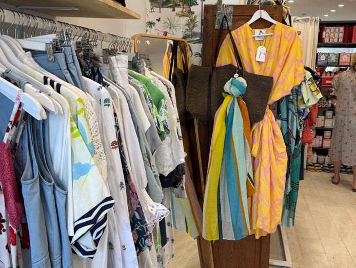 charming-rose-bay-boutique-lease-stock-take-over-only-with-exclusive-labels-0