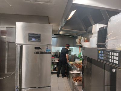 for-sale-melbourne-cbd-restaurant-apartment-business-package-3