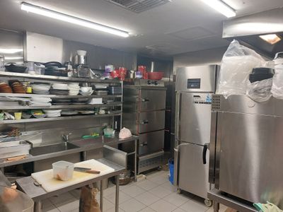 for-sale-melbourne-cbd-restaurant-apartment-business-package-2