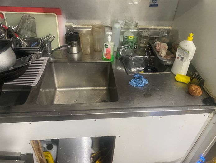 takeaway-shop-full-fit-out-equipment-wollongong-wiwo-7