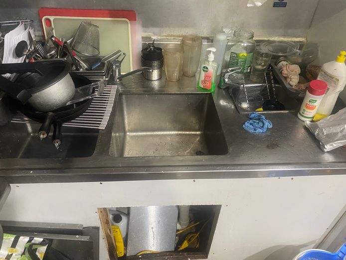 takeaway-shop-full-fit-out-equipment-wollongong-wiwo-5