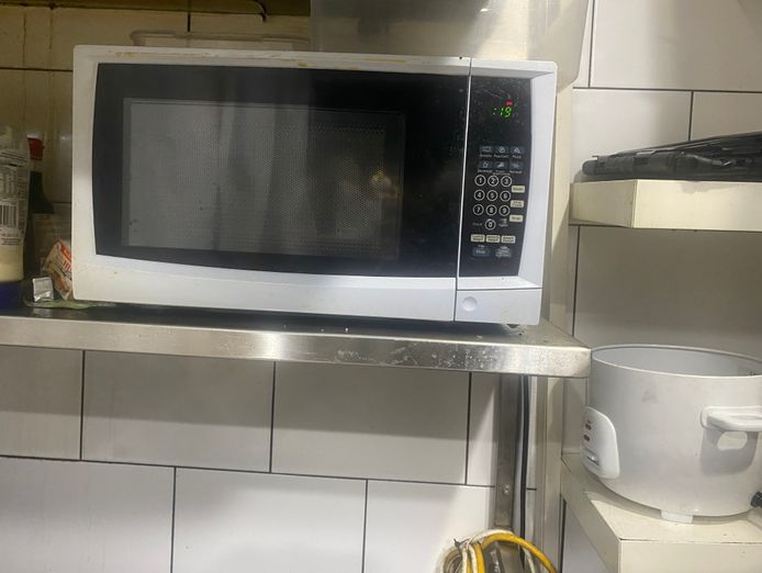 takeaway-shop-full-fit-out-equipment-wollongong-wiwo-8