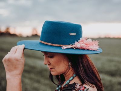 looking-for-a-creative-career-change-that-is-stylish-and-soulful-5