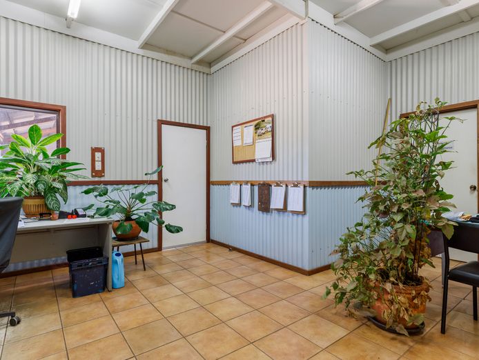 prime-freehold-established-business-8