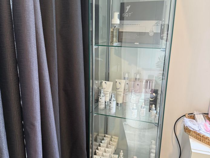 beauty-salon-and-spa-on-the-thriving-gold-coast-2