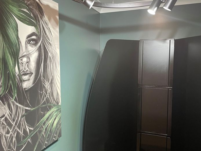 well-established-beauty-salon-in-forbes-nsw-5
