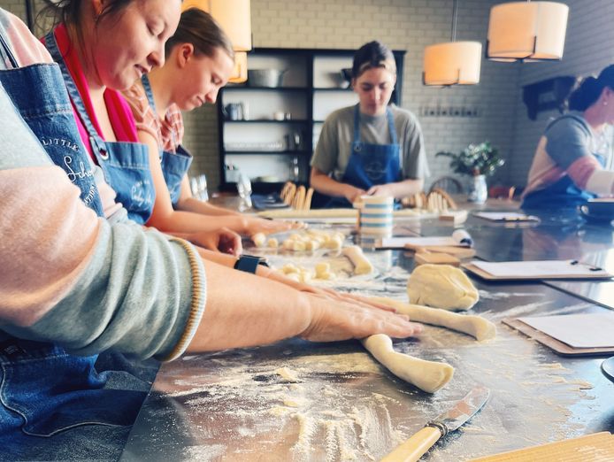 regional-cooking-school-cafe-catering-8