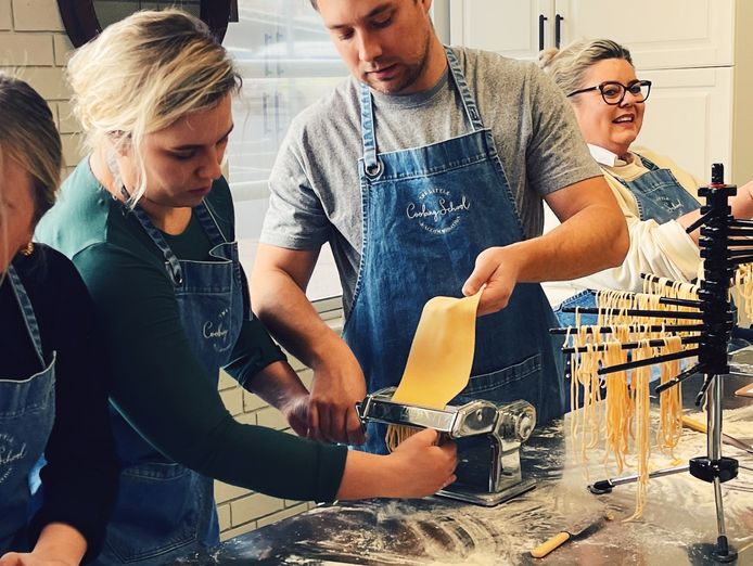 regional-cooking-school-cafe-catering-9