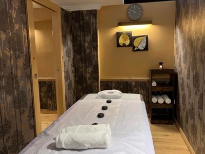 thai-massage-for-sale-0
