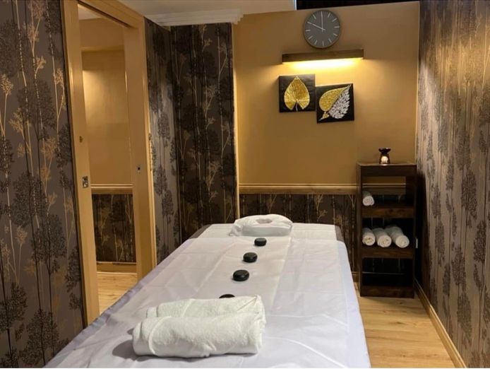 thai-massage-for-sale-0