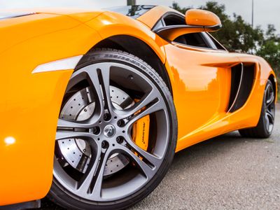 lamborghini-drive-experience-business-for-sale-newcastle-hunter-valley-nsw-4
