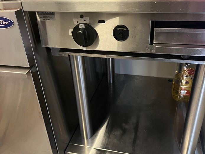 for-sale-unique-air-conditioned-food-truck-for-events-catering-business-5
