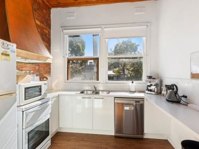 beautifully-curated-turnkey-boutique-medical-centre-upscale-inner-city-suburb-6