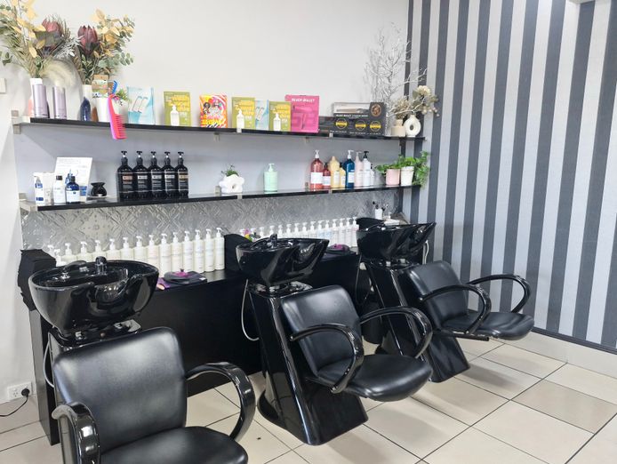 well-established-hair-salon-in-the-gap-for-sale-4