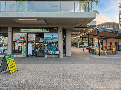 established-waterfront-retail-business-strong-margins-proven-performance-1