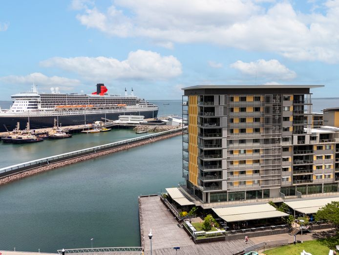 established-waterfront-retail-business-strong-margins-proven-performance-7