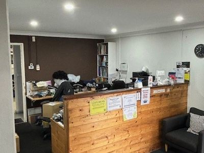 established-motor-mechanic-workshop-5