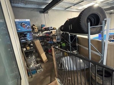 established-motor-mechanic-workshop-7