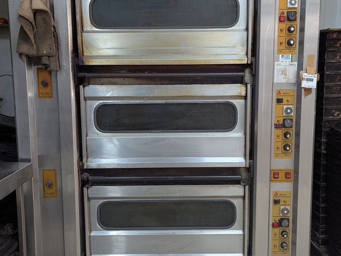 established-bakery-for-sale-rays-hot-bread-wellington-point-3