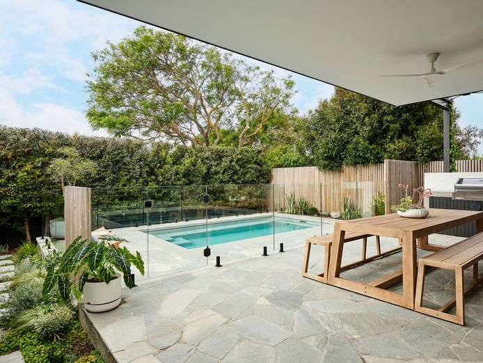 highly-profitable-landscaping-business-with-huge-potential-and-great-exposure-0