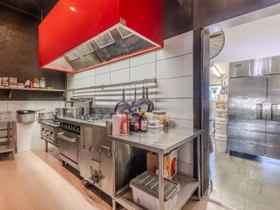 wine-bar-amp-commercial-kitchen-on-king-william-road-6