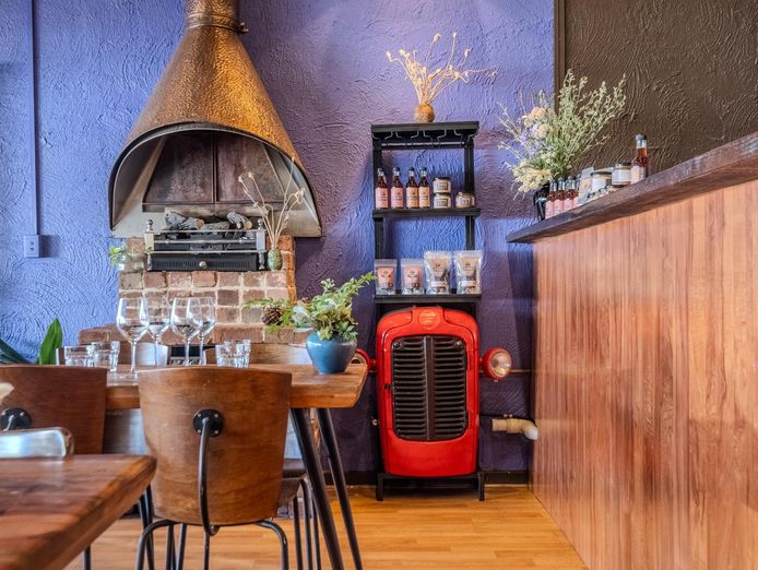 wine-bar-amp-commercial-kitchen-on-king-william-road-4