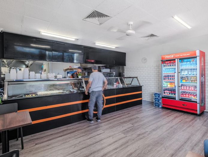 well-established-chicken-shop-yiros-bar-2