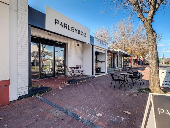 hole-in-the-wall-espresso-bar-cafe-port-road-hindmarsh-3