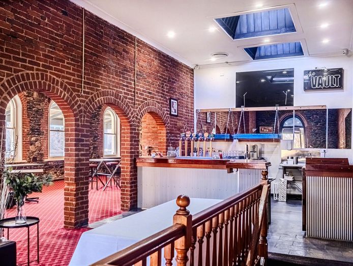 iconic-hotel-restaurant-business-function-room-1