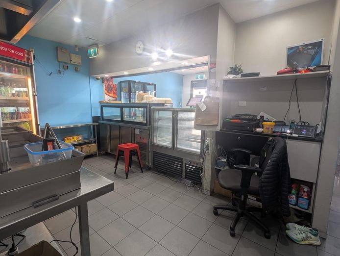 profitable-pizza-amp-kebab-takeaway-5