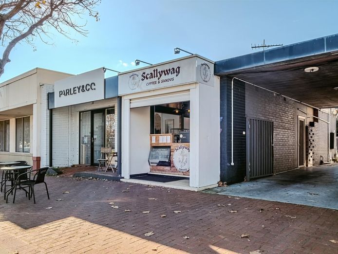 hole-in-the-wall-espresso-bar-cafe-port-road-hindmarsh-1