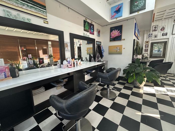 amazing-hair-salon-for-sale-with-15-years-treading-in-the-same-location-3