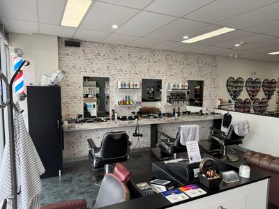nail-hair-barber-bussiness-2