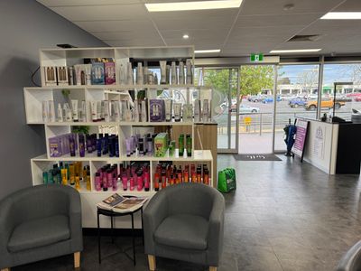 nail-hair-barber-bussiness-5