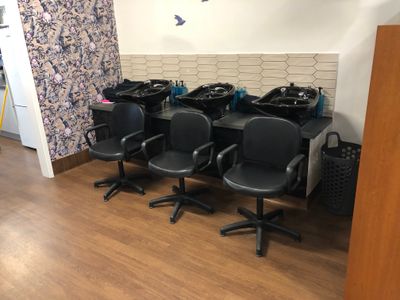 rare-opportunity-oxford-st-bulimba-hair-salon-4