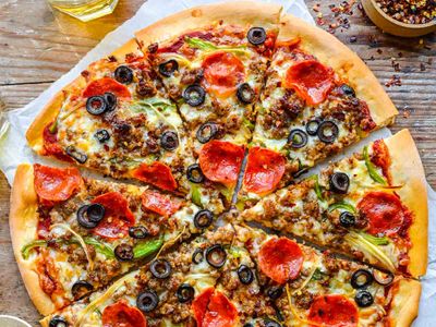 sell-established-pizza-takeaway-prime-location-easy-to-run-loyal-customer-2