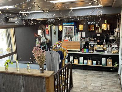 drive-thru-cafe-8
