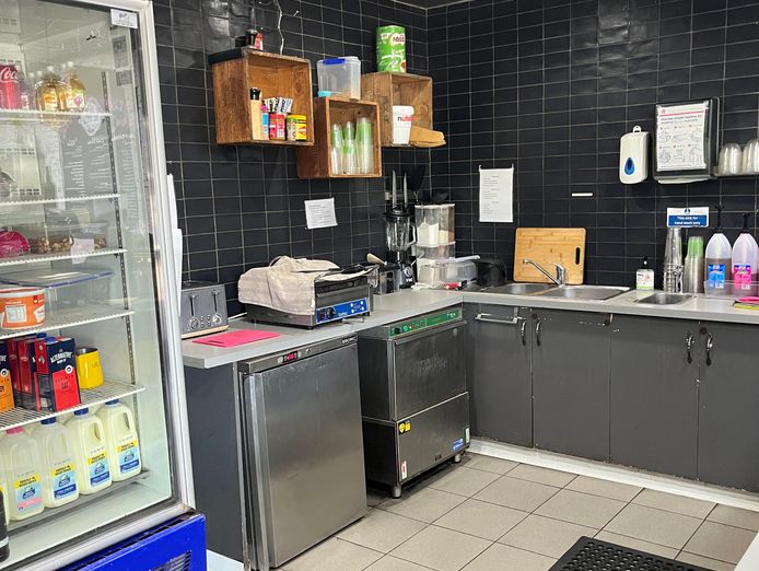 drive-thru-cafe-6