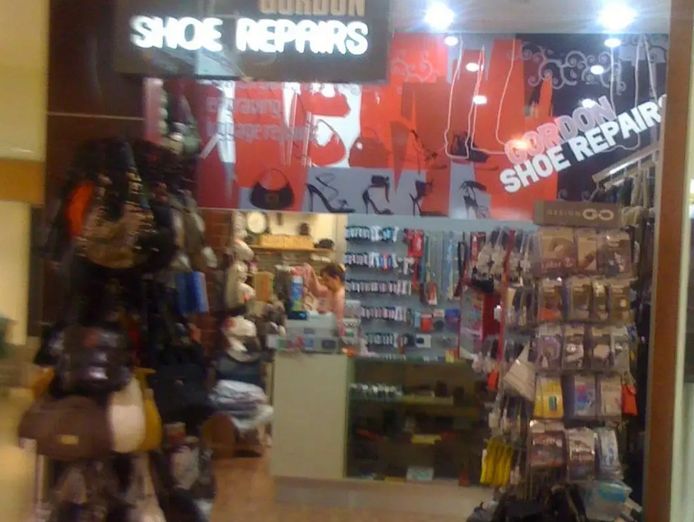 shoe-repair-key-cutting-watch-battery-0