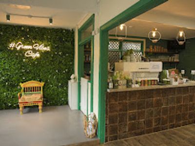established-cafe-restaurant-business-for-sale-in-dural-1