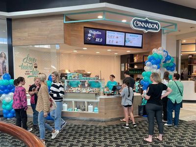 cinnabon-westfield-carindale-0